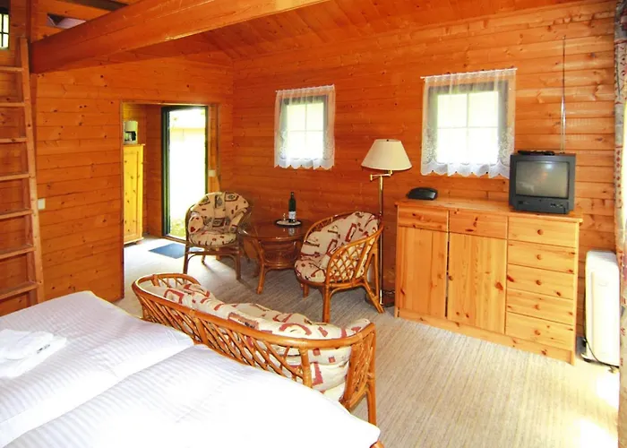 Blockhaeuser Am Faehrsee, بيت للعطل